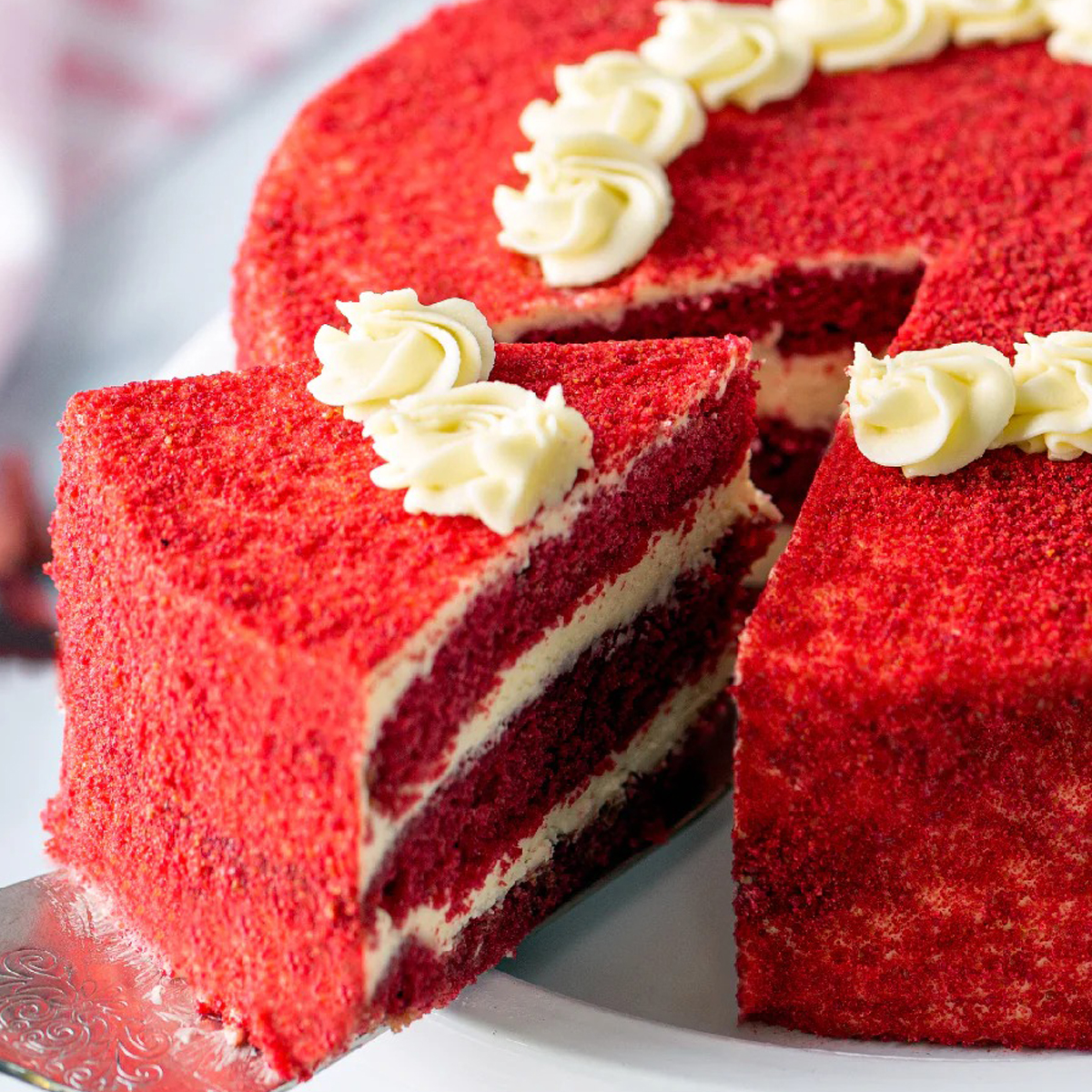 Red-Velvet-Sponge-Cake
