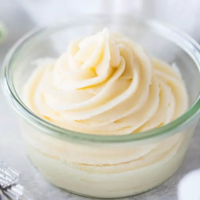 Cream-Cheese-Buttercream