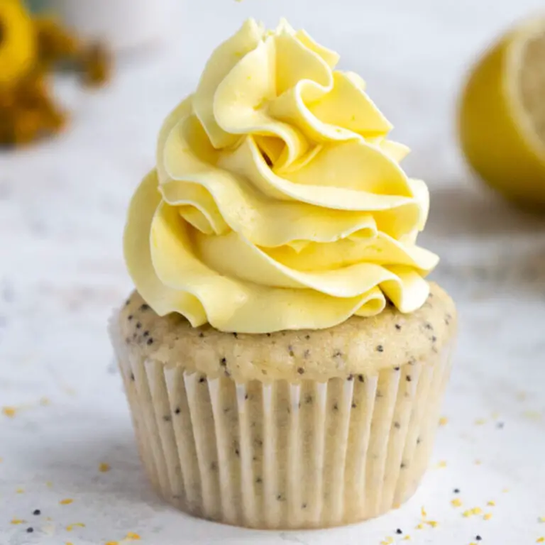 Lemon-Swiss-Meringue-Buttercream