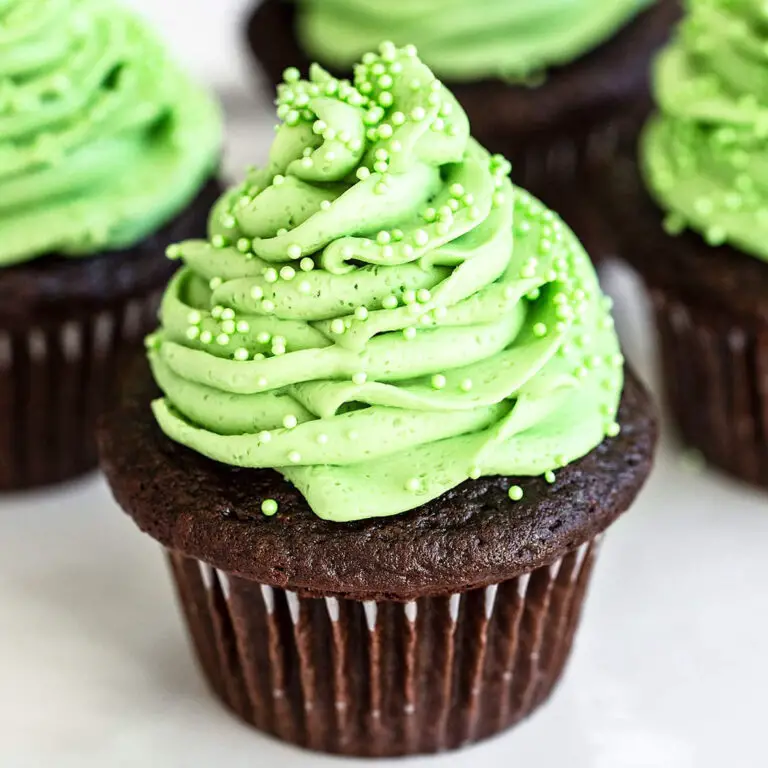 Mint-Swiss-Meringue-Buttercream