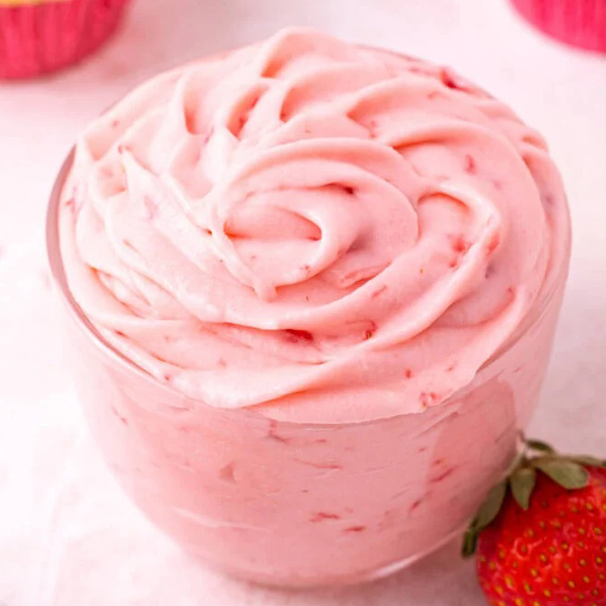 Strawberry-Cream-Frosting