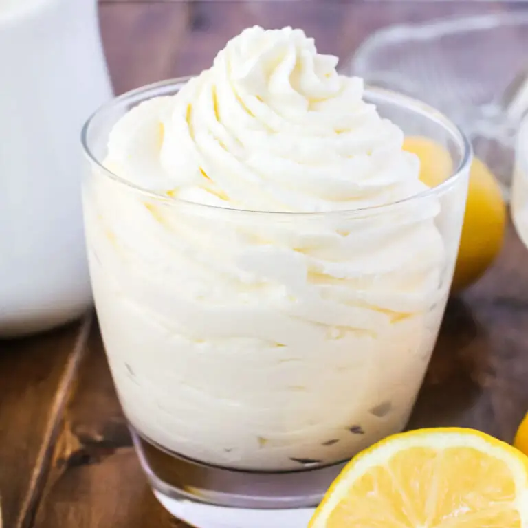 Lemon-Whipped-Cream