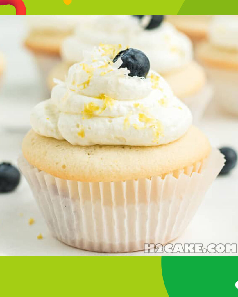 Blueberry-Coconut-Cupcakes-2