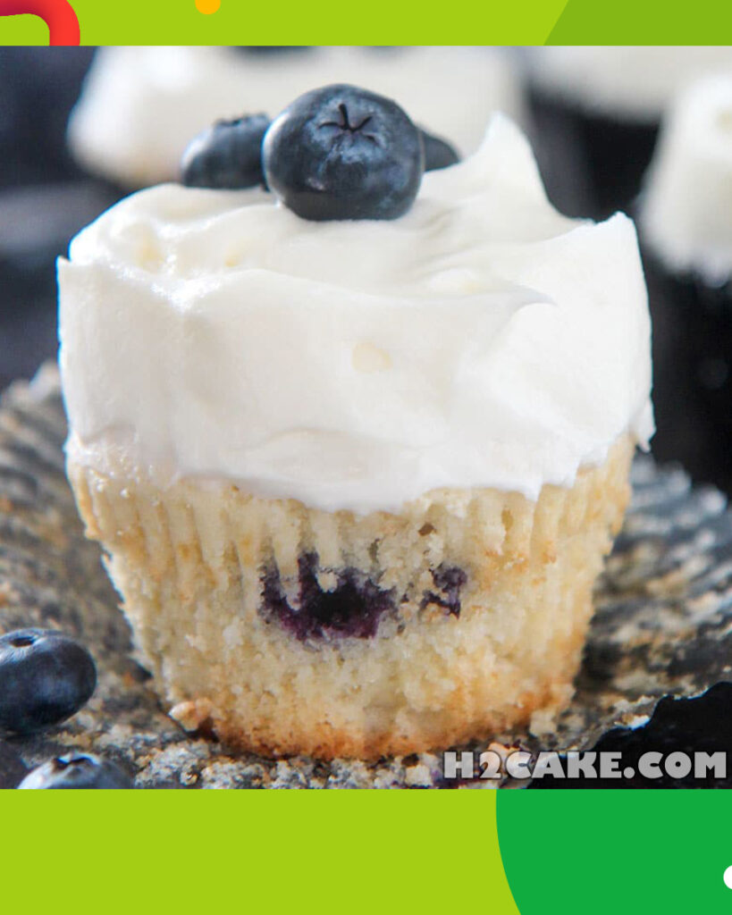 Blueberry-Coconut-Cupcakes-6