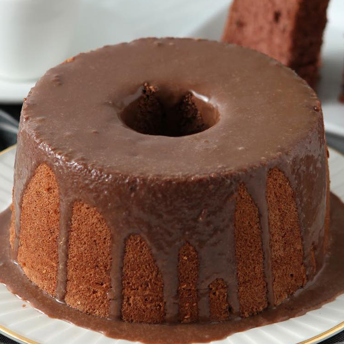 Chocolate-Chiffon-Cake